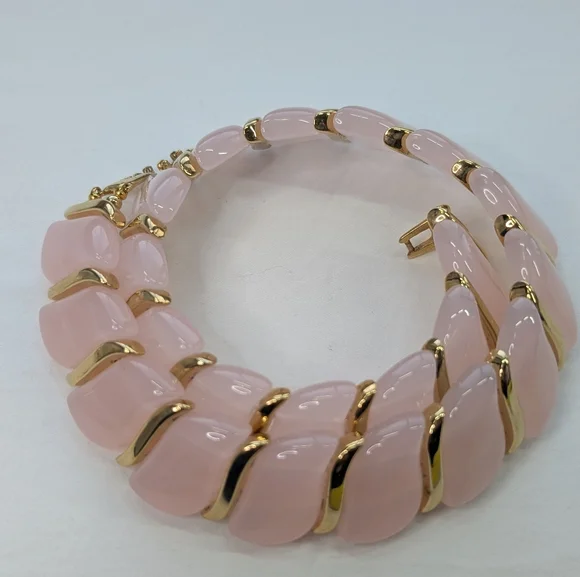 Vintage Lucite Set; Necklace, Bracelet, & Earrings - Chunky Pink & Gold - Picture 8 of 8